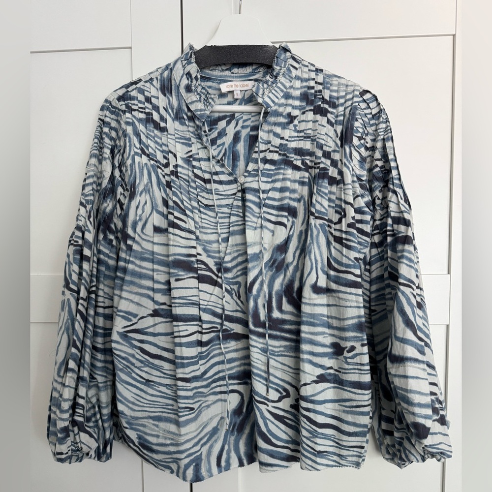 Love the Label Blue and White Patterned Blouse - Size S
